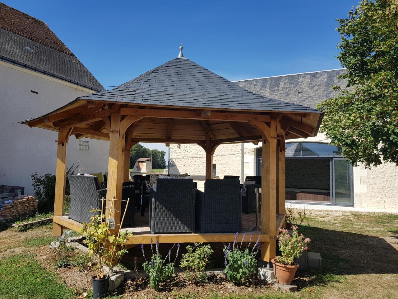 Le Clos De La Briollerie Hotel Tauxigny Exterior foto