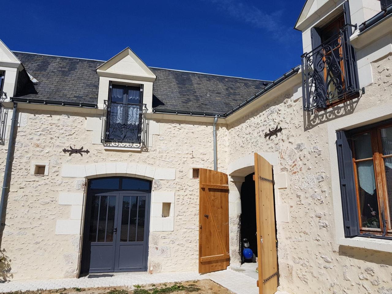 Le Clos De La Briollerie Hotel Tauxigny Exterior foto