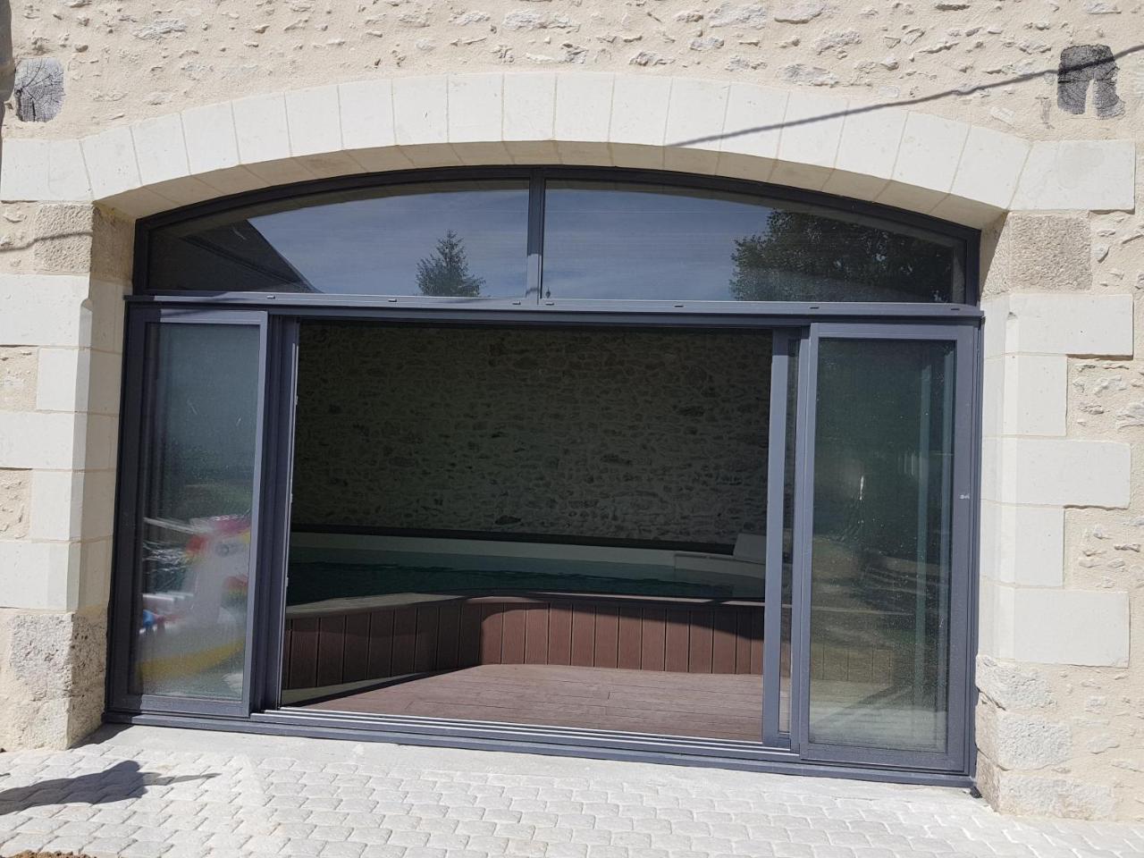Le Clos De La Briollerie Hotel Tauxigny Exterior foto